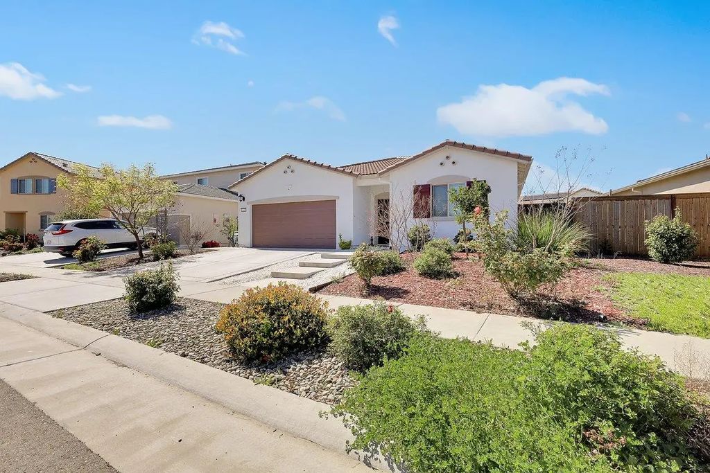 9113 Osterville Drive, Roseville
