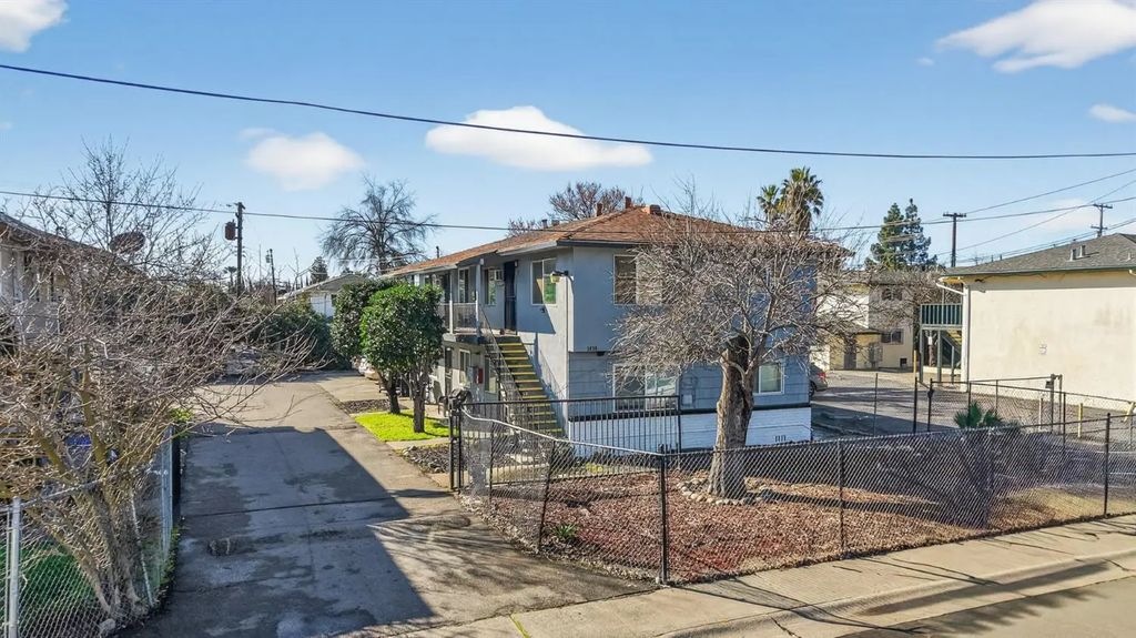 3836 43rd Avenue, Sacramento