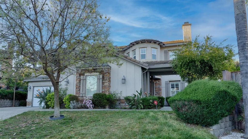 124 Paizano Court, Roseville