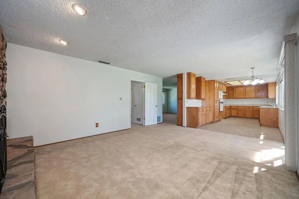 8209 Olivine Avenue, Citrus Heights