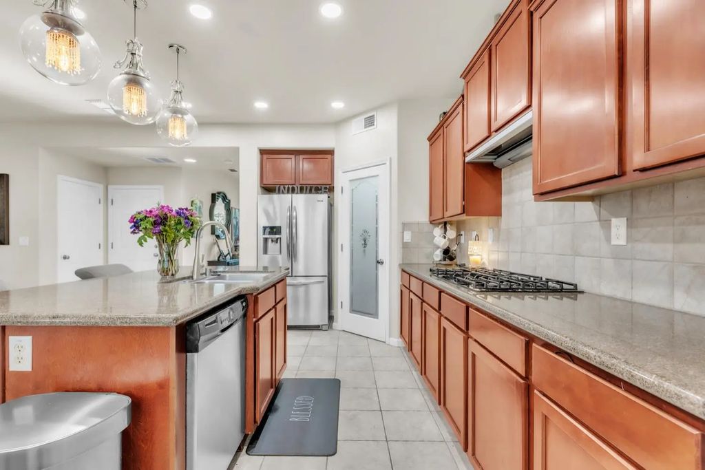 1306 Seymour Circle, Lincoln