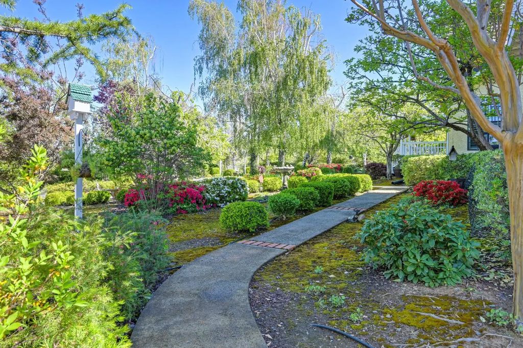 14470 Riva Ridge Circle, Auburn