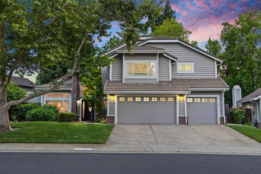 2800 Courtside Drive, Roseville
