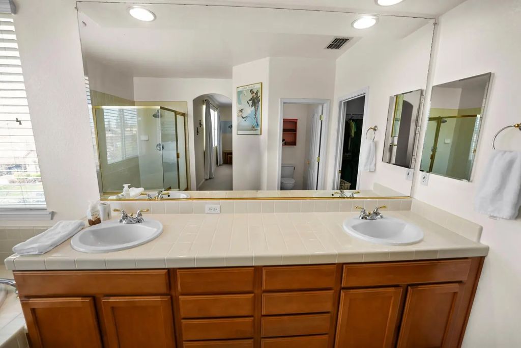 6748 Cherry Ridge Circle, Roseville