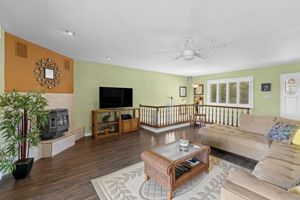23183 Cypress Point Court, Auburn