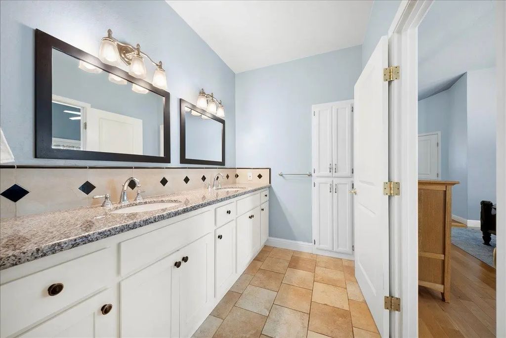 27769 Table Meadow Road, Auburn