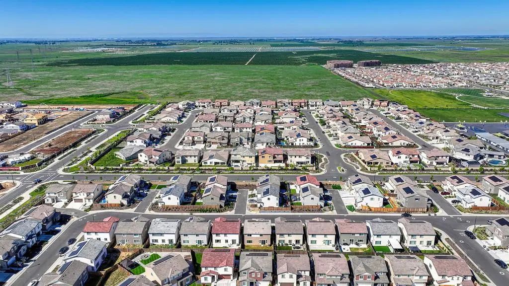 2473 Constellation Circle, Roseville