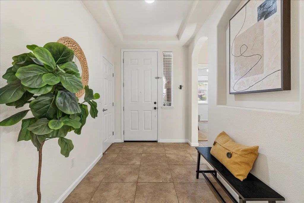 1325 Appaloosa Court, Auburn