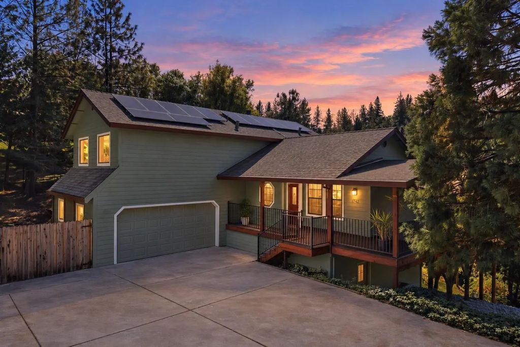 1742 Cherokee Court, Cool