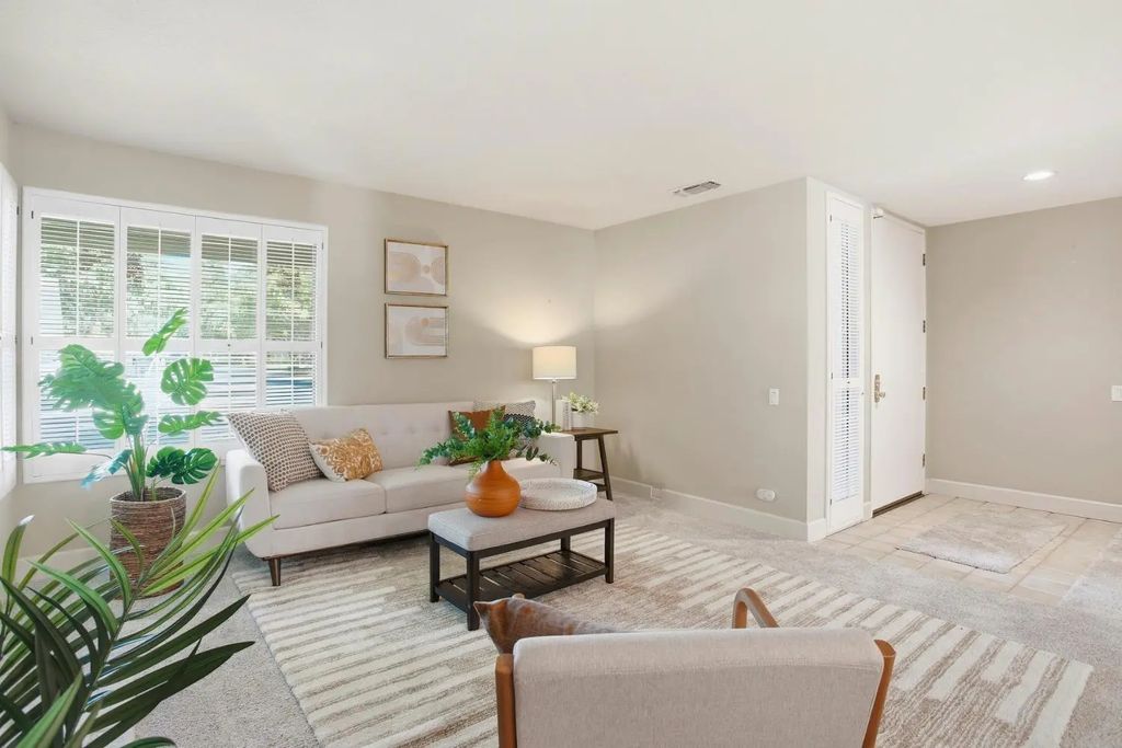 11598 Sutters Mill Circle, Gold River