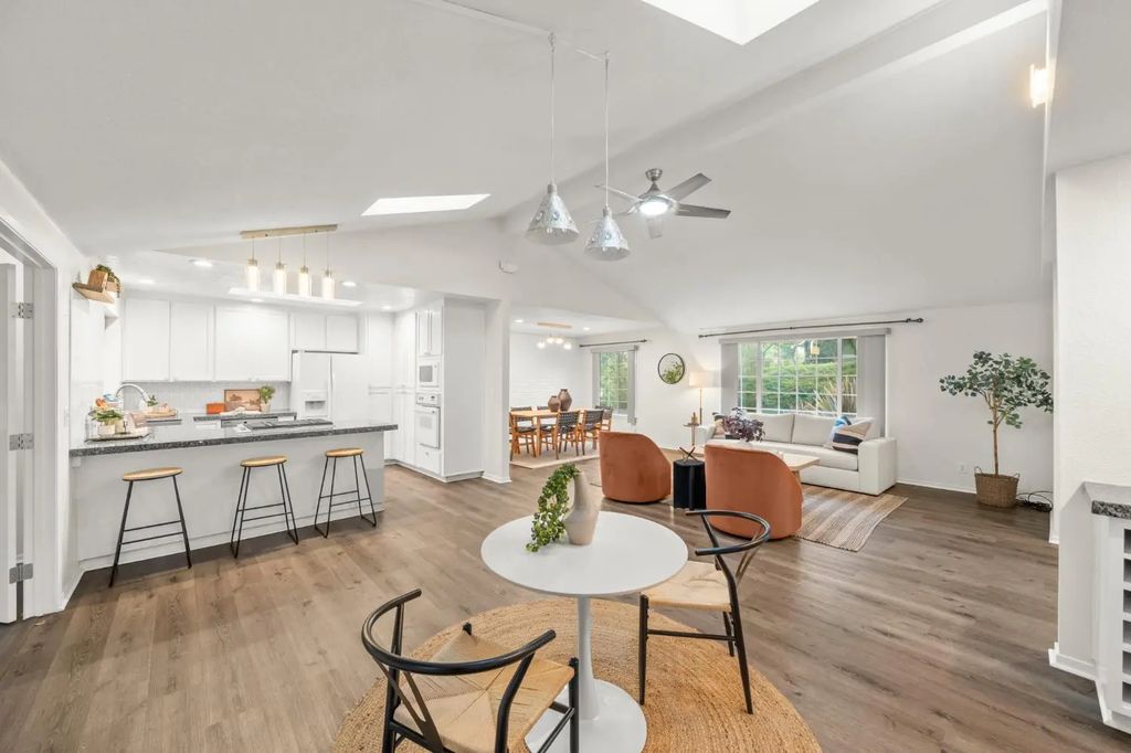 23493 Rolling Hills Court, Auburn