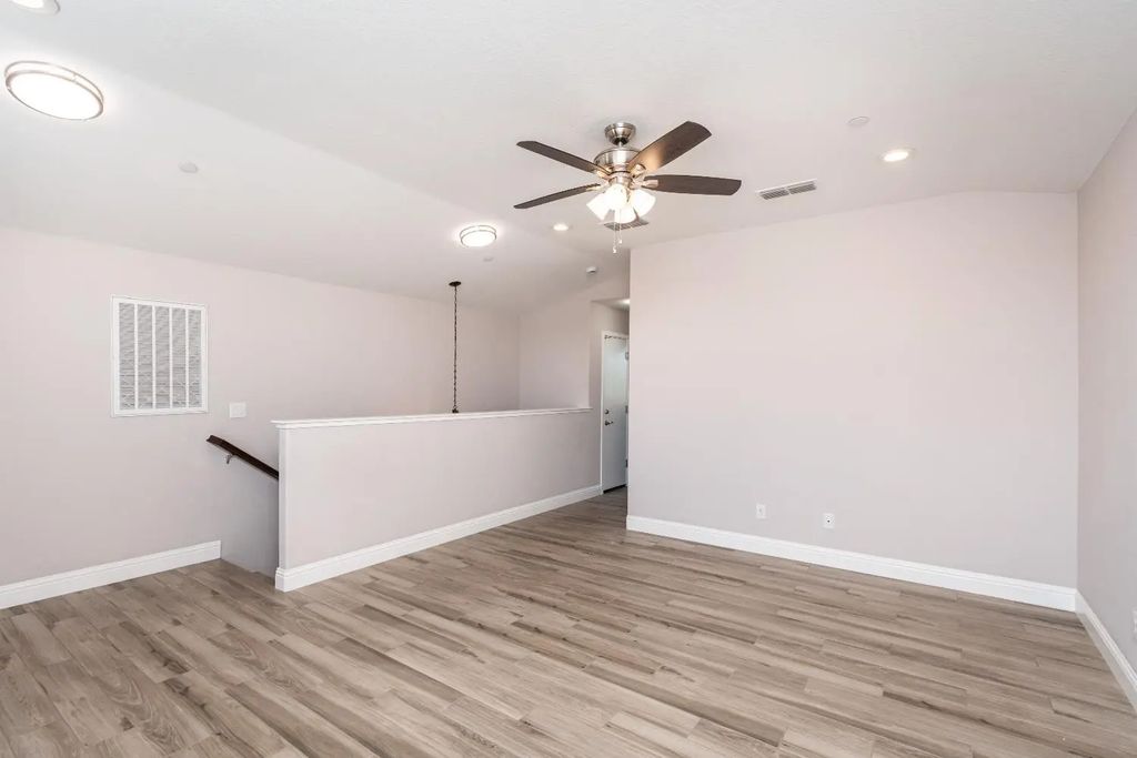 2064 Somers Street, Roseville