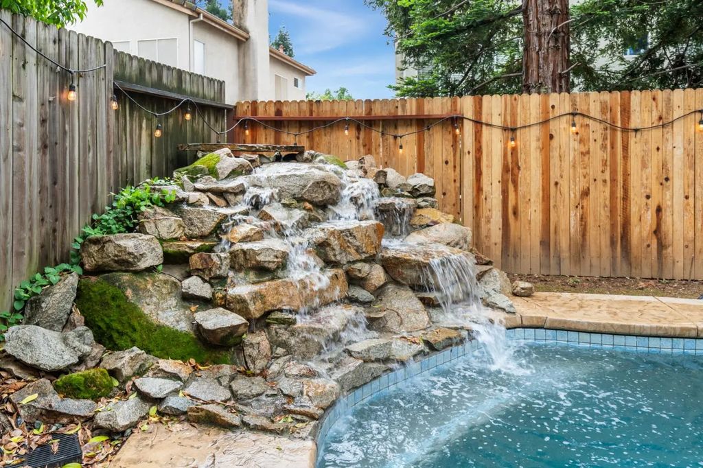 3220 Camelot Drive, Rocklin