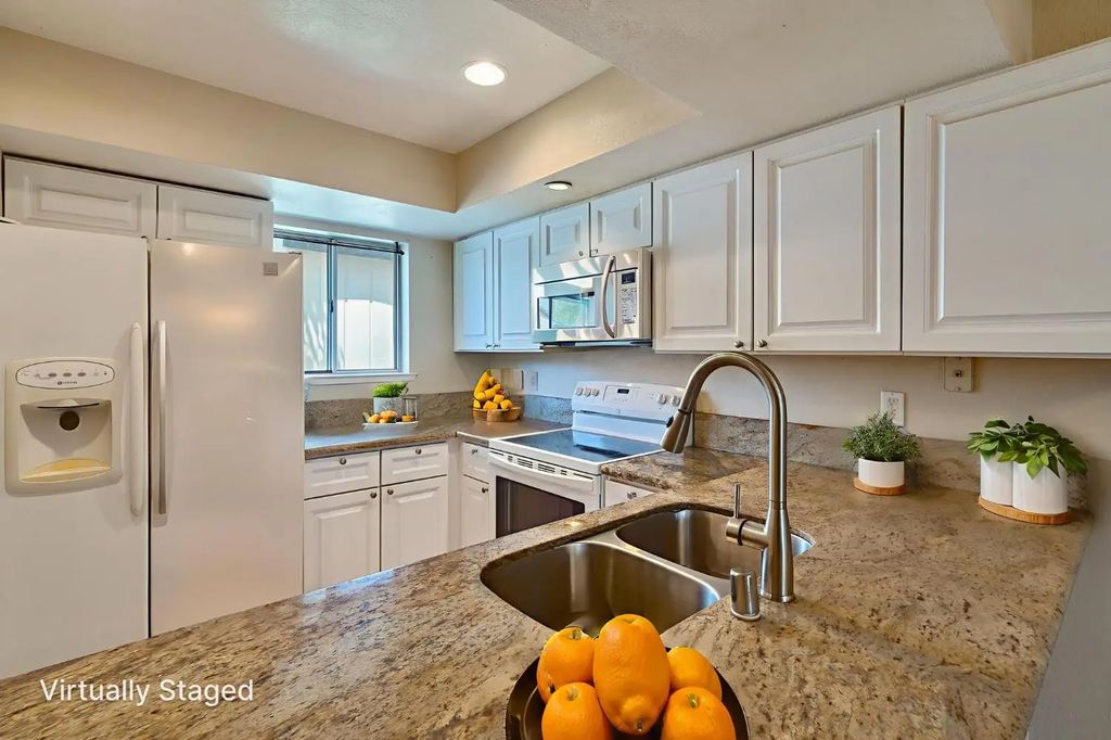 9237 Madison Avenue, Orangevale