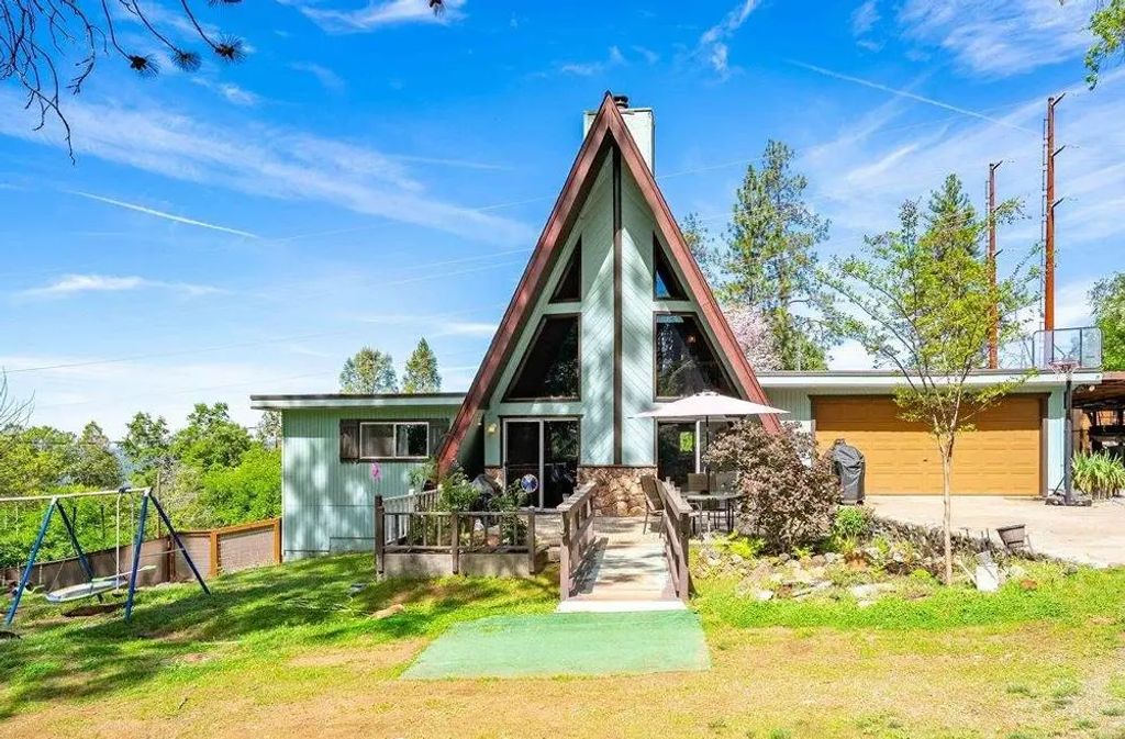 1813 Union Ridge Road, Placerville