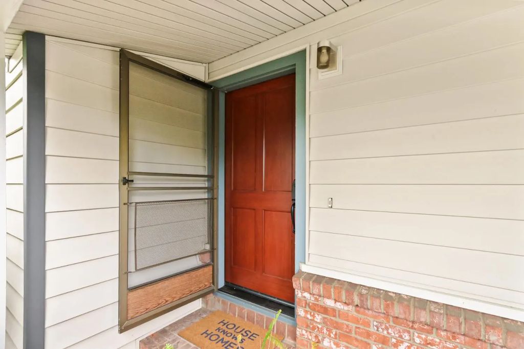 4720 Robertson Avenue, Carmichael