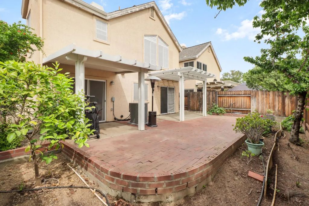 6008 Amir Lane, Carmichael