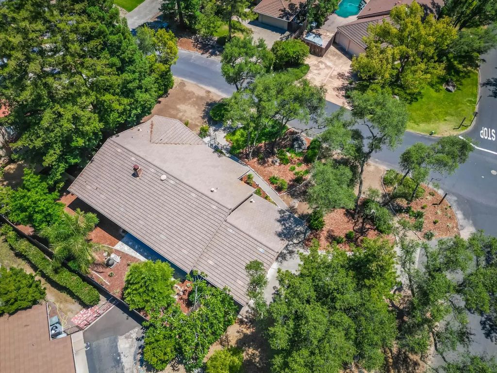 8498 E Hidden Lakes Drive, Granite Bay