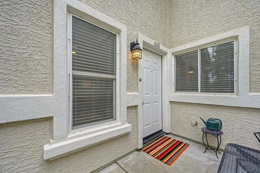 608 Shasta Oaks Circle, Roseville