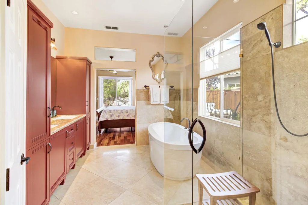 516 Rye Court, Roseville