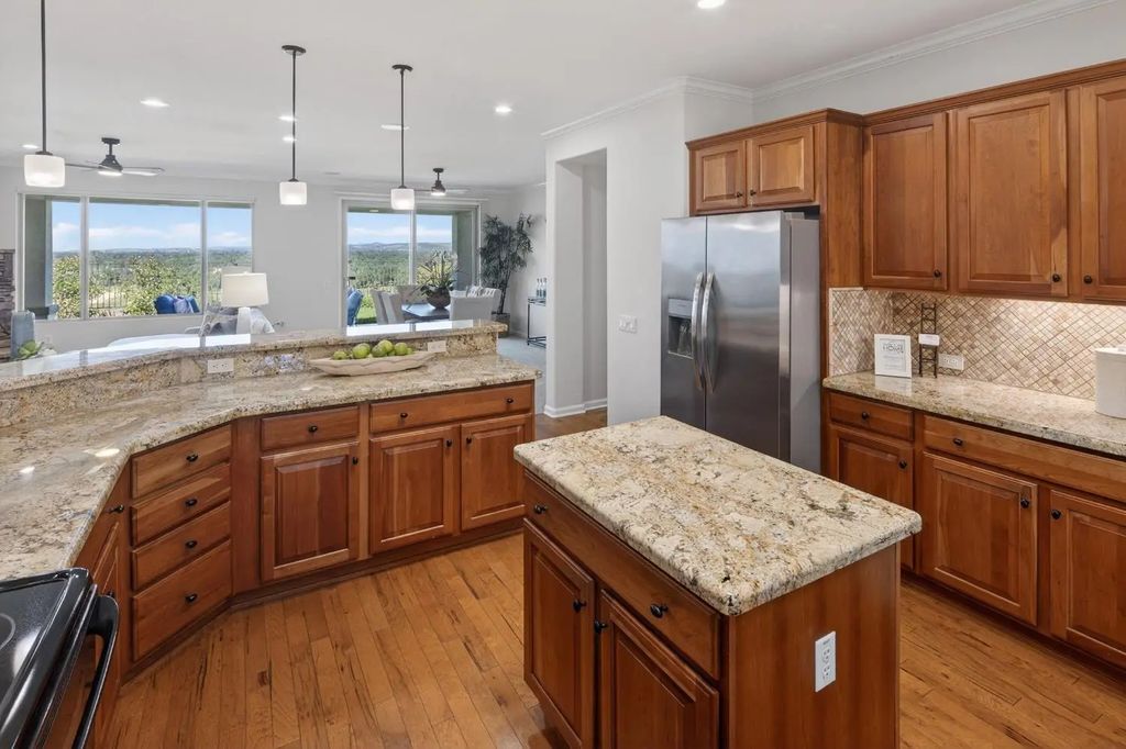 2260 Hidden Hills Lane, Lincoln