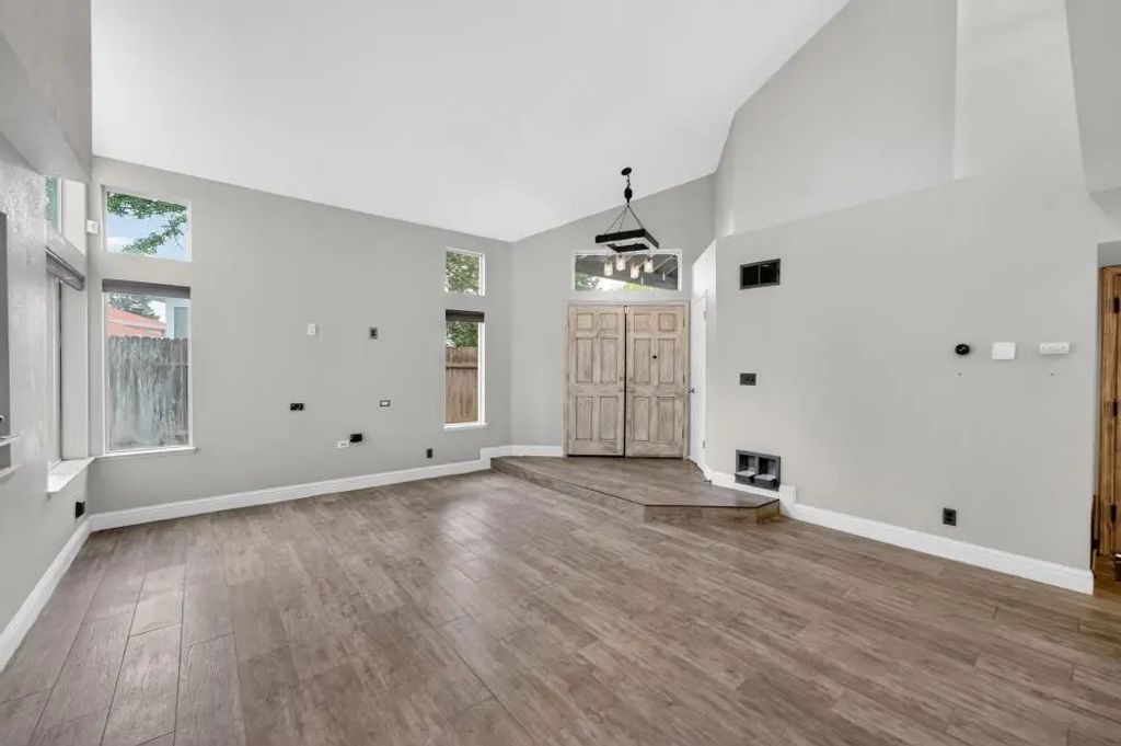 4949 Winter Oak Way, Antelope