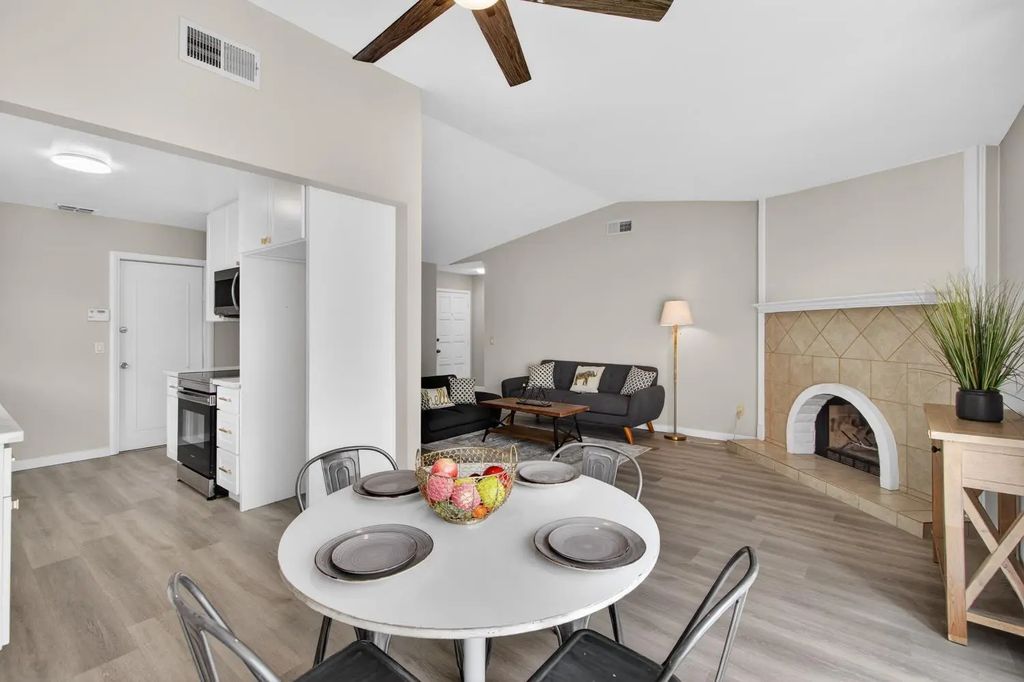 7064 Canevalley Circle, Citrus Heights