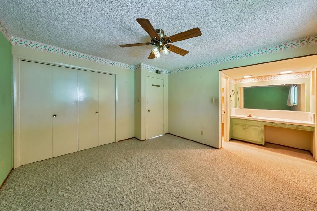 1802 Tanglewood Lane, Roseville