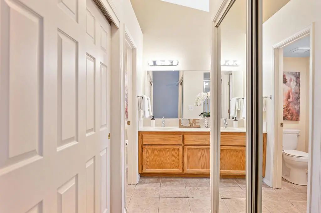 512 Adriana Place, Auburn