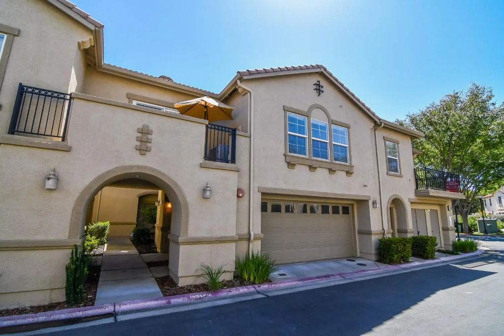 3301 N Park Drive 1613, Sacramento