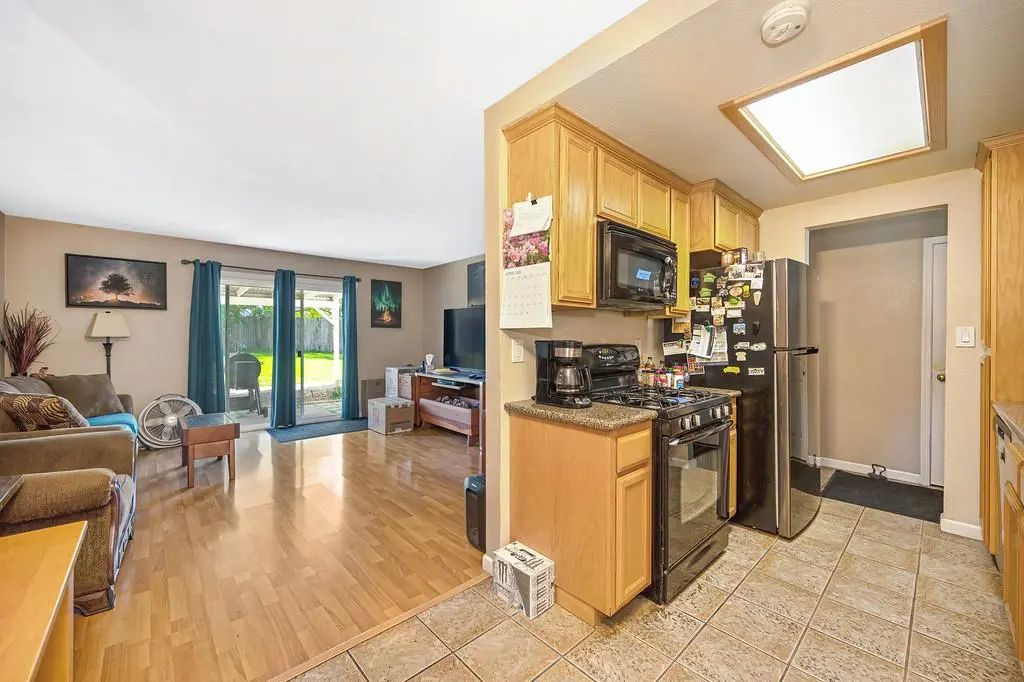 1071 Hollingsworth Drive, Lincoln