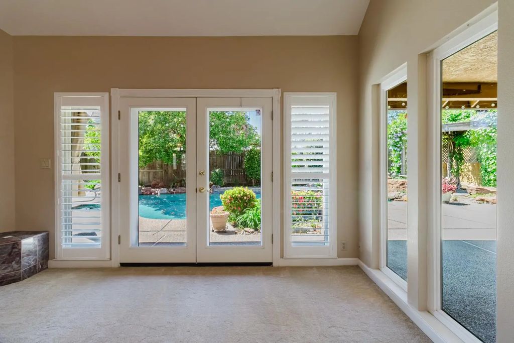4919 Runway Drive, Fair Oaks