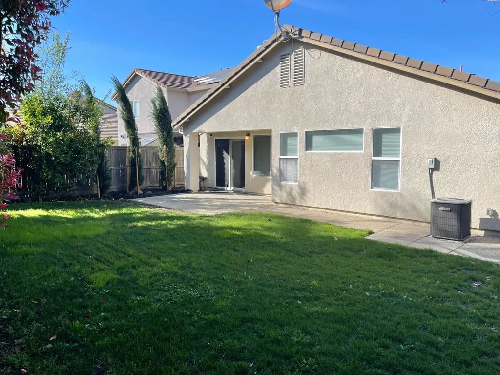 4540 Woodhawk Way, Antelope