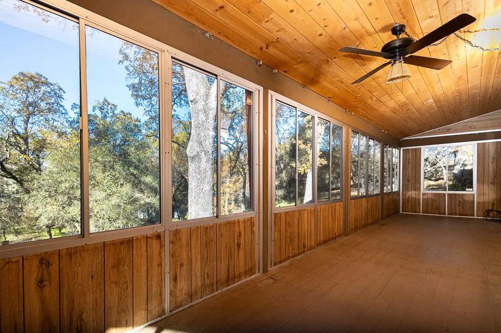 6433 Mother Lode Drive, Placerville