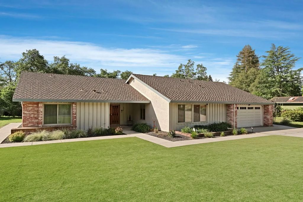 8460 Bonita Downs Drive, Fair Oaks
