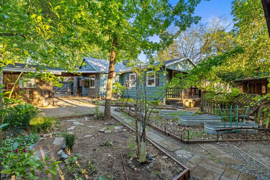 6005 Beech Avenue, Orangevale