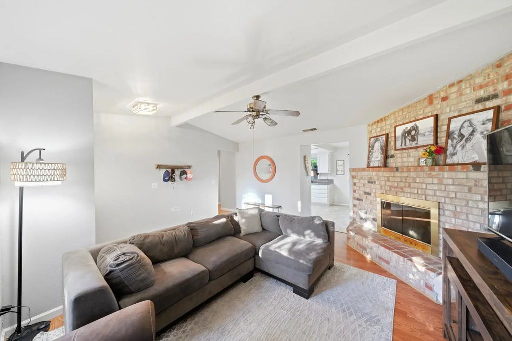 1313 Silver Spur Circle, Lincoln