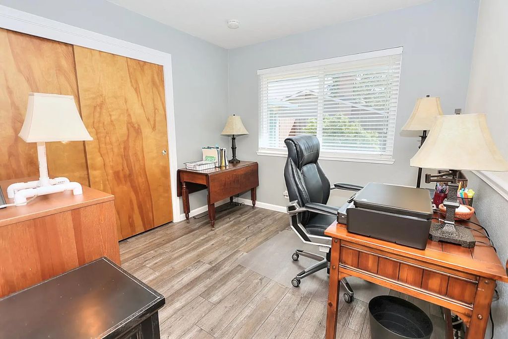 1626 Sierra Gardens Drive, Roseville