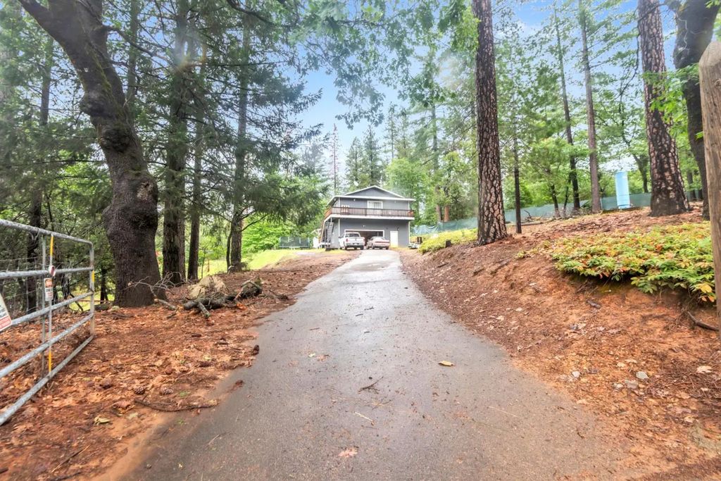 6210 Pine Needle Lane, Placerville