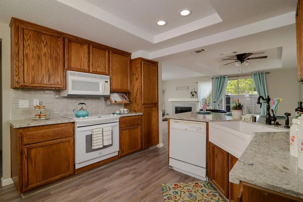 4055 Alex Lane, Carmichael