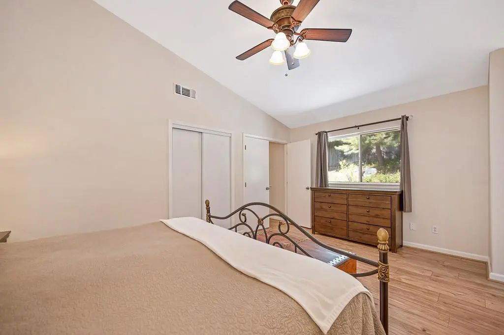 910 Centennial Court, Auburn