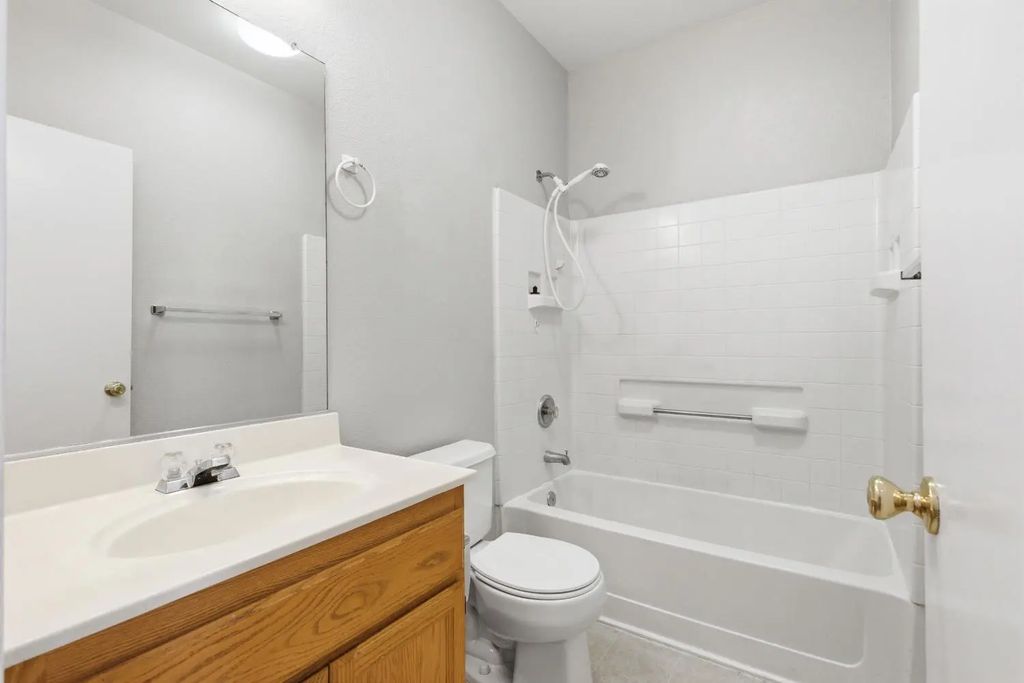 7118 Lyne Bay Drive, Roseville