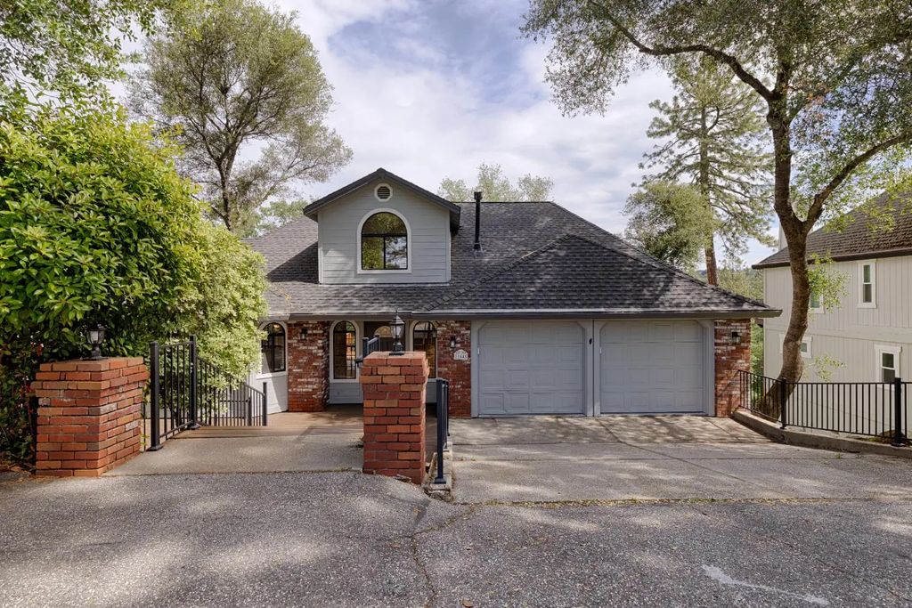 11448 Madrone Court, Auburn
