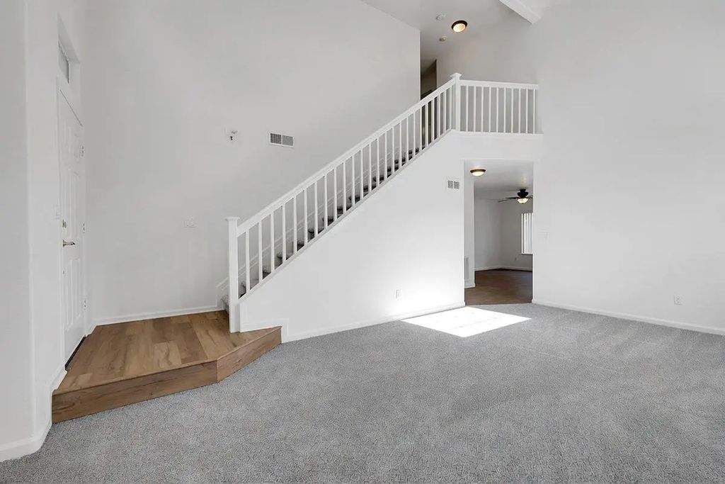 2068 Beatty Way, Roseville