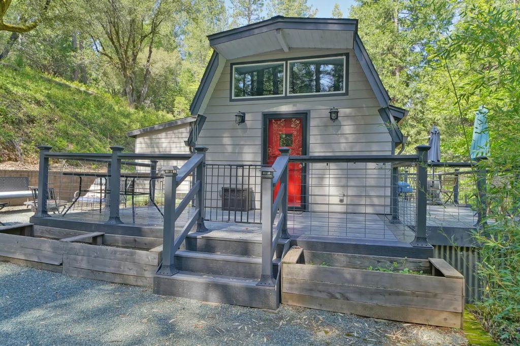 4965 Clear Creek Road, Placerville