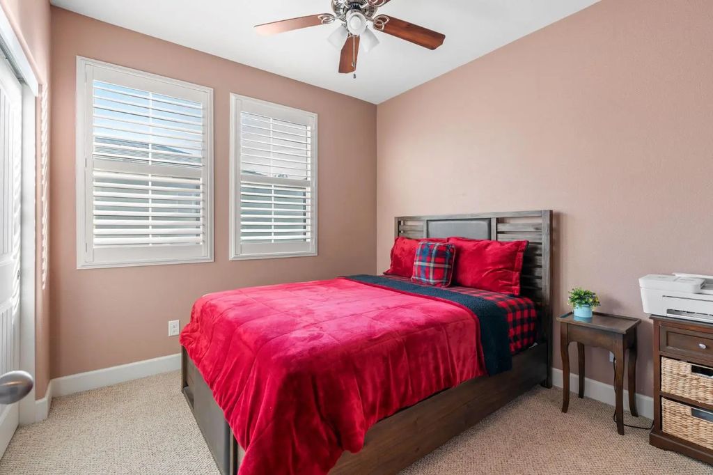 6001 Opera Way, Roseville