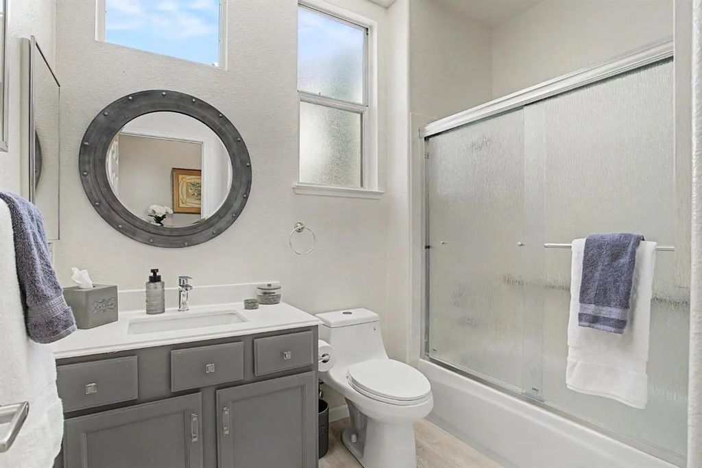 7122 Dream Inn Lane, Roseville