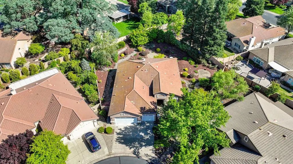 112 Hemingway Court, Roseville