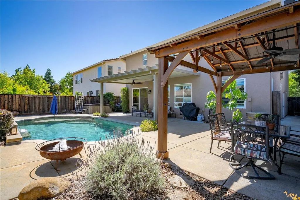 7584 Millport Drive, Roseville