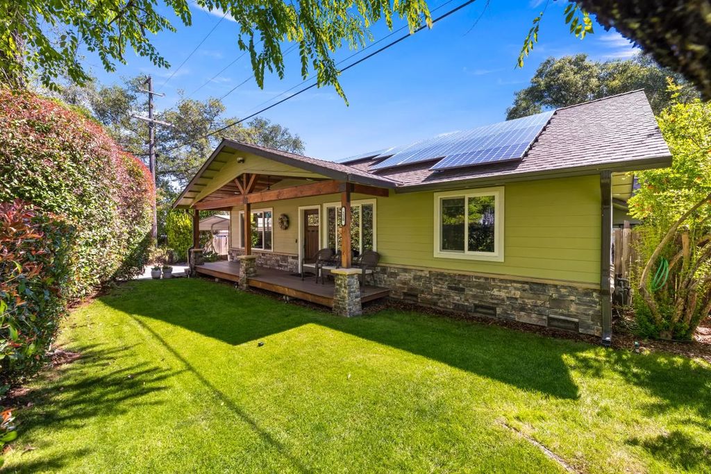 230 Oakhill Way, Auburn